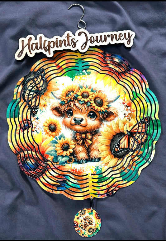 10”Wind Spinner w/tail- Sunflower Highland Cow